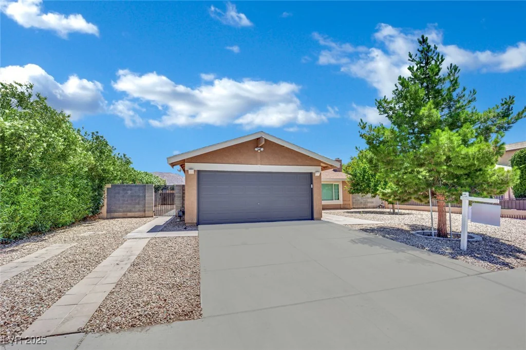 317 Kane, Las Vegas, NV 89110