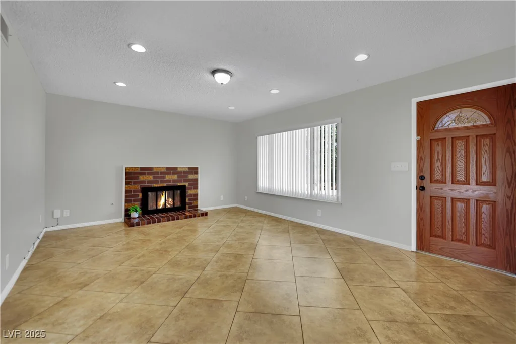 317 Kane, Las Vegas, NV 89110