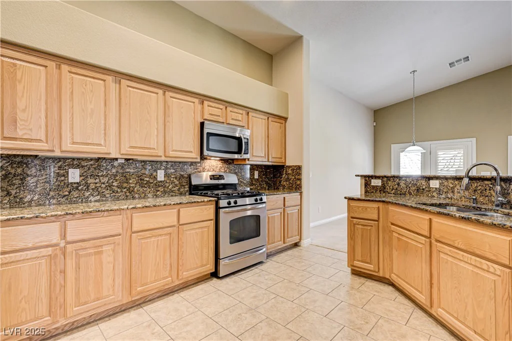8204 Turbys Treehouse, Las Vegas, NV 89131