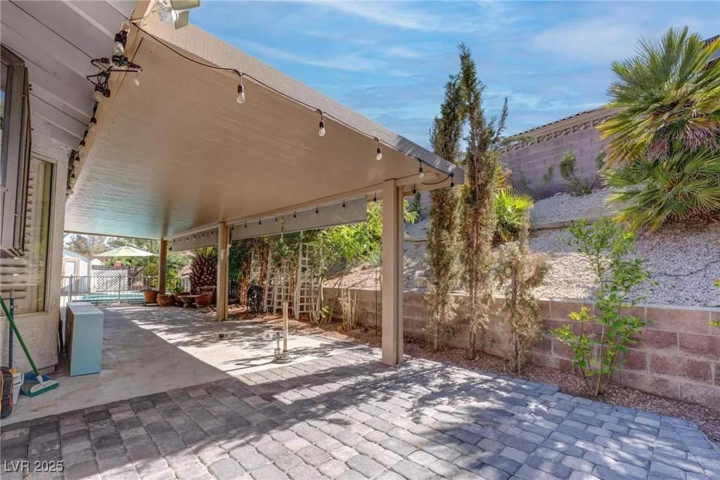 1516 Frandosa, Las Vegas, NV 89117