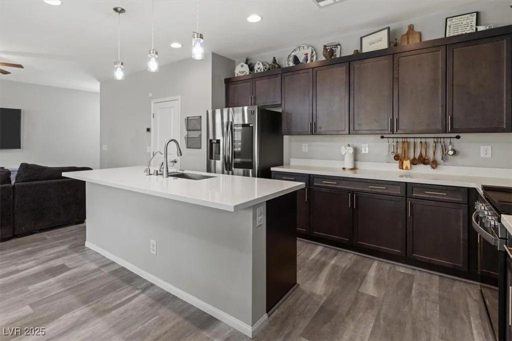 106 Rock Crossing, North Las Vegas, NV 89031