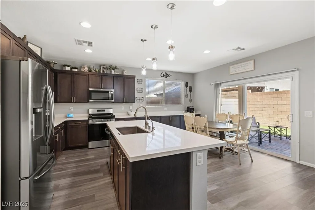 106 Rock Crossing, North Las Vegas, NV 89031