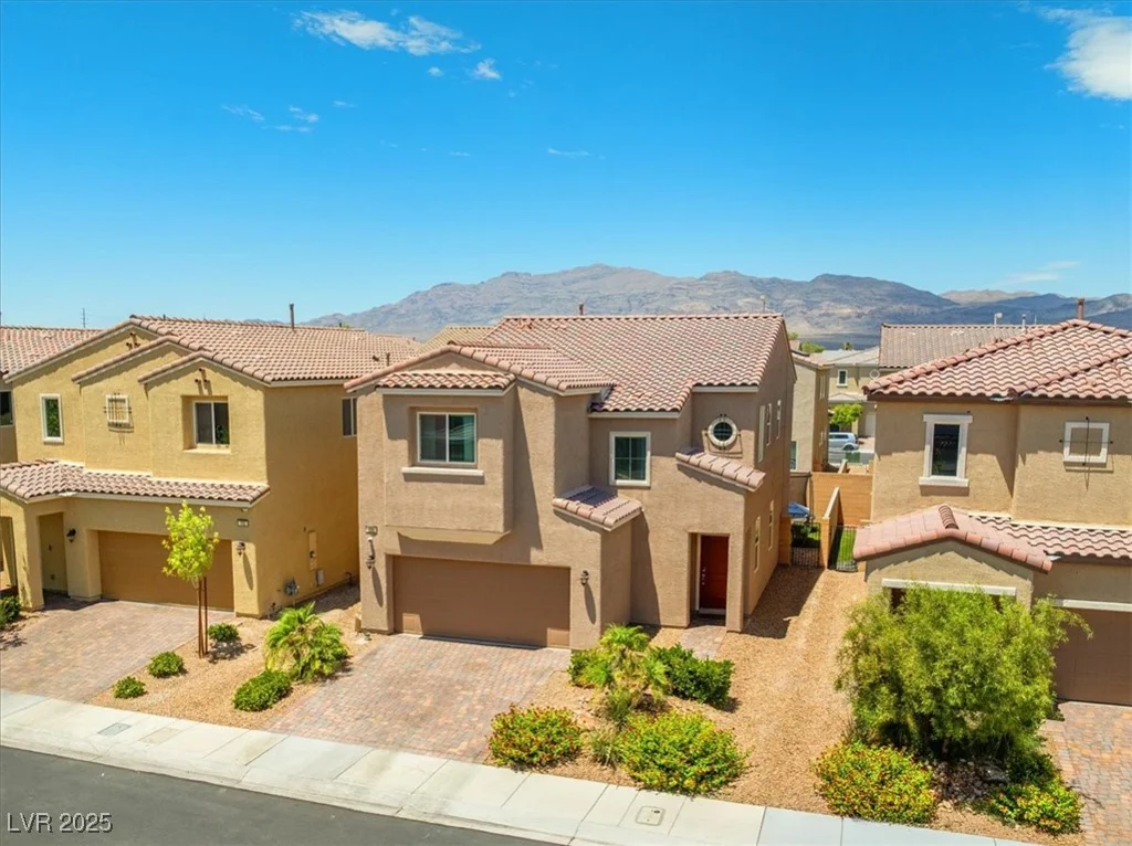 106 Rock Crossing, North Las Vegas, NV 89031