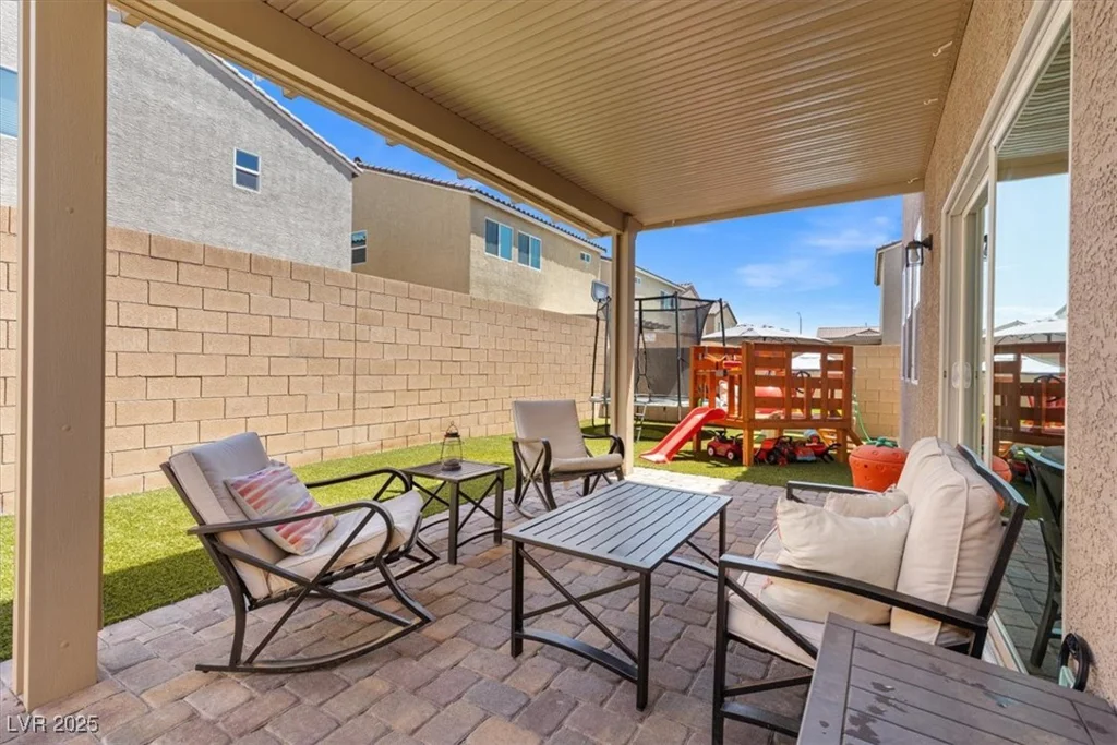 106 Rock Crossing, North Las Vegas, NV 89031