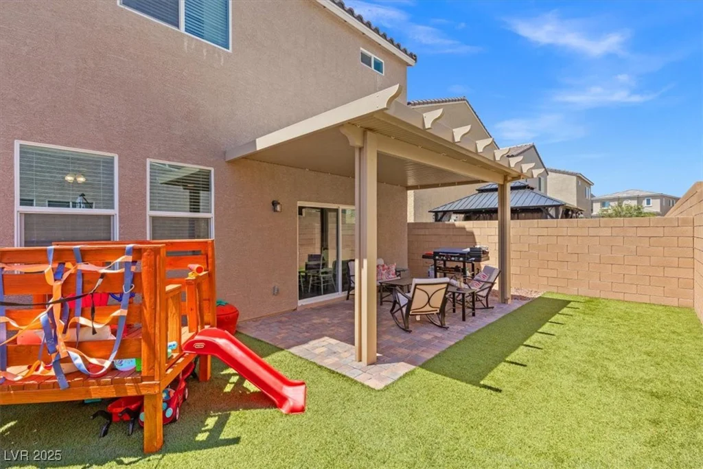 106 Rock Crossing, North Las Vegas, NV 89031