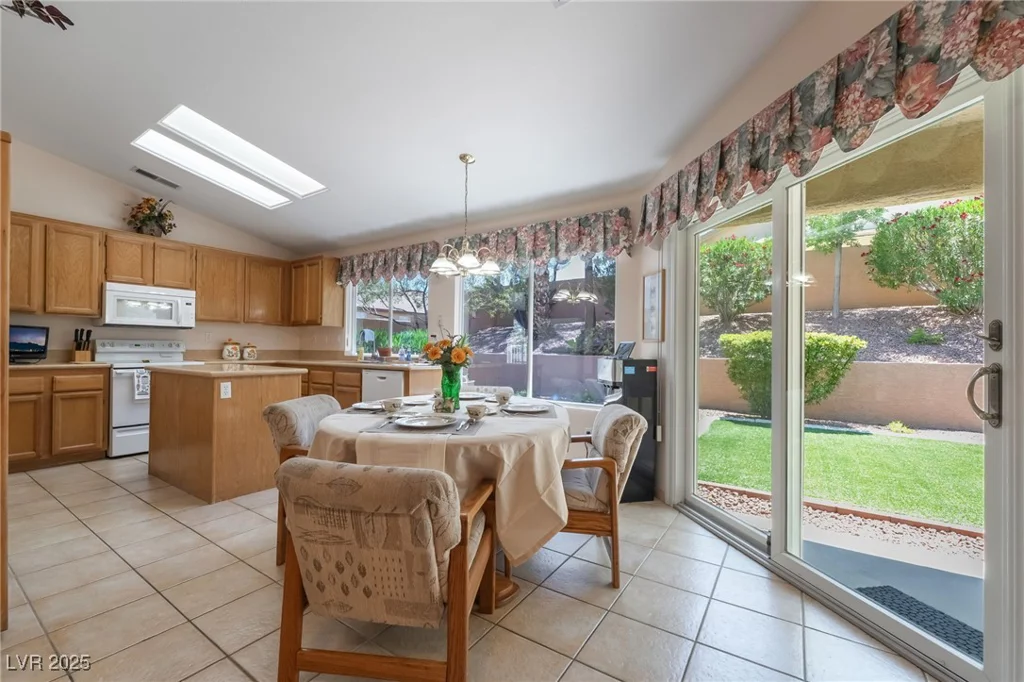 1789 Castro Hill, Henderson, NV 89012