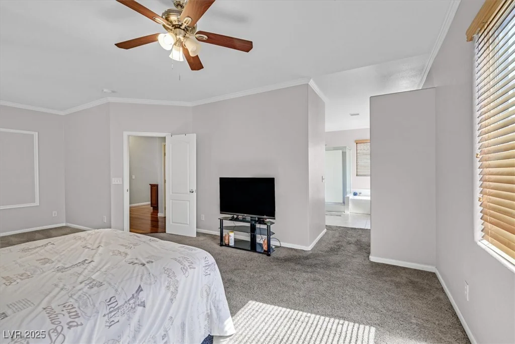 10601 Lessona, Las Vegas, NV 89141