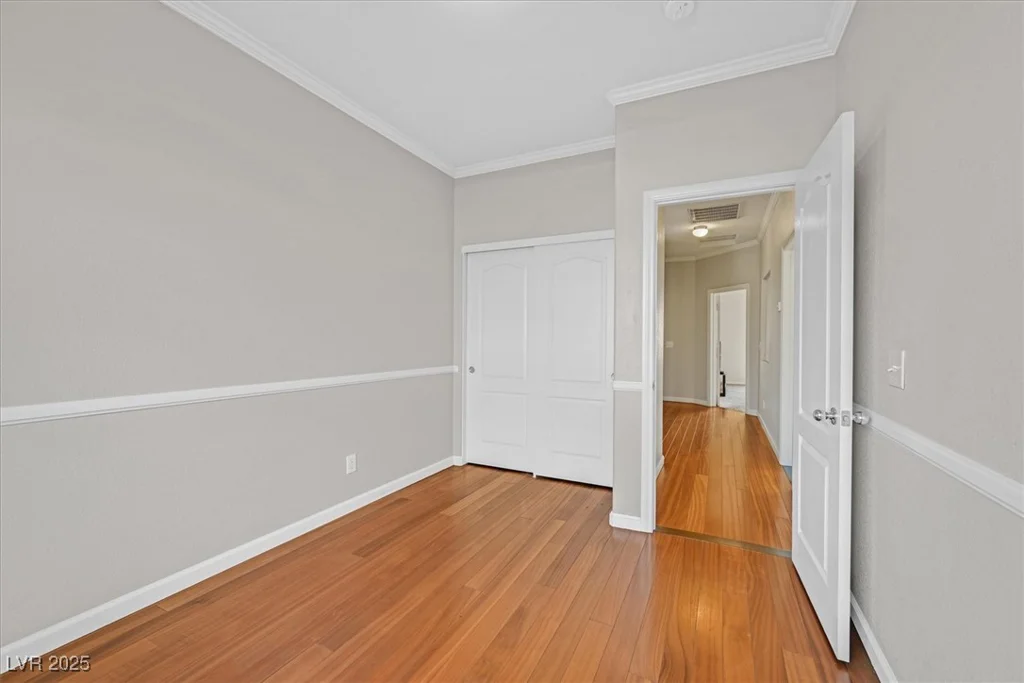 10601 Lessona, Las Vegas, NV 89141