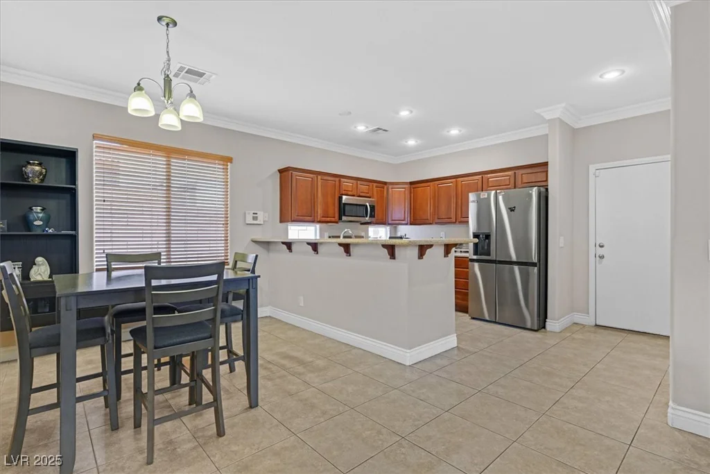 10601 Lessona, Las Vegas, NV 89141