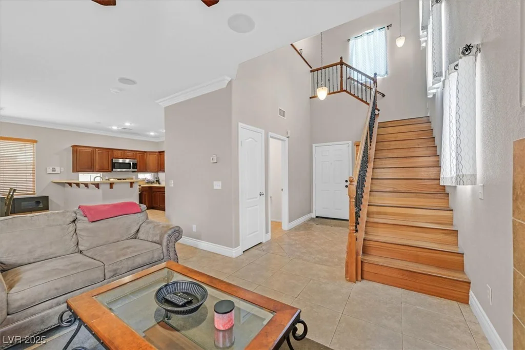 10601 Lessona, Las Vegas, NV 89141