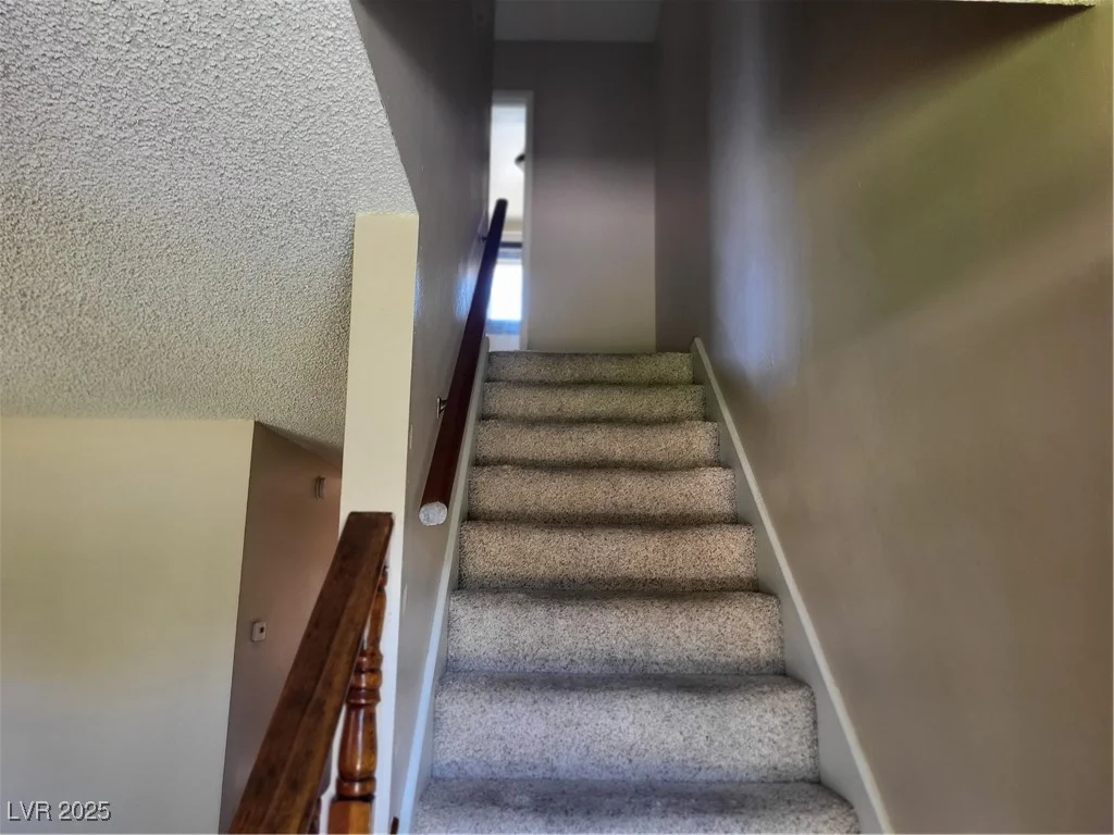 745 Greenbriar Townhouse, Las Vegas, NV 89121