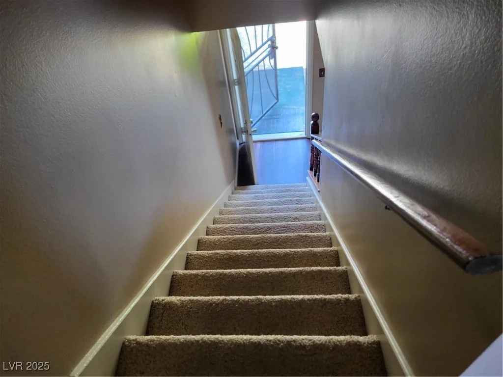745 Greenbriar Townhouse, Las Vegas, NV 89121