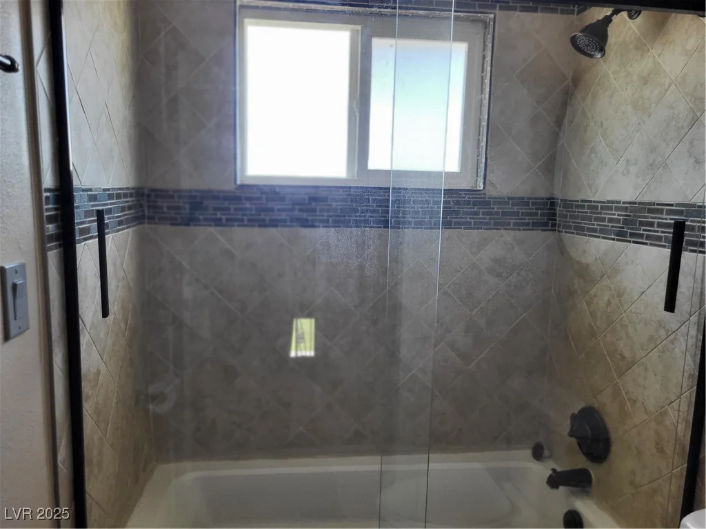 745 Greenbriar Townhouse, Las Vegas, NV 89121