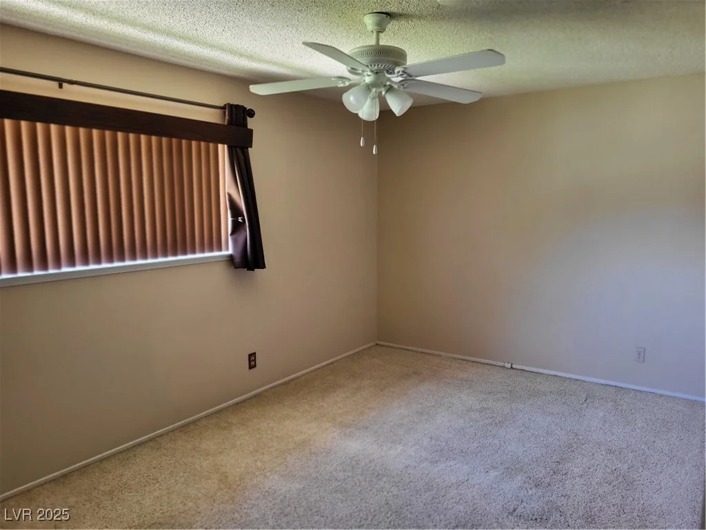 745 Greenbriar Townhouse, Las Vegas, NV 89121