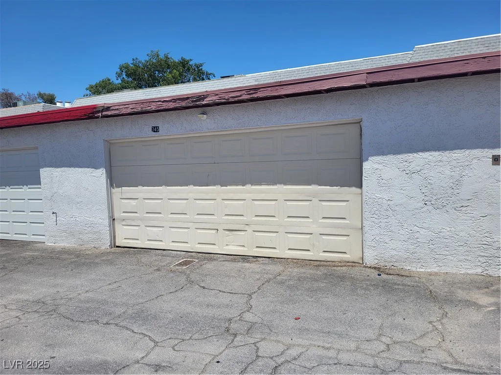 745 Greenbriar Townhouse, Las Vegas, NV 89121