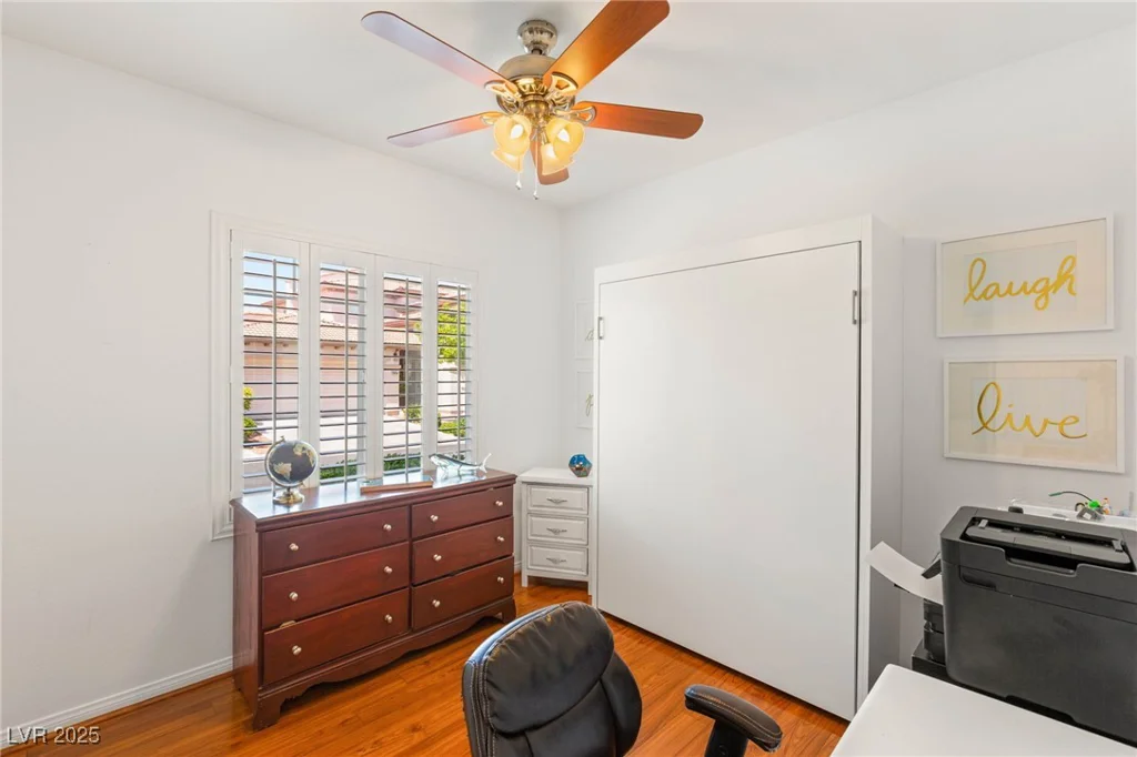 10463 Pioneer Park, Las Vegas, NV 89135
