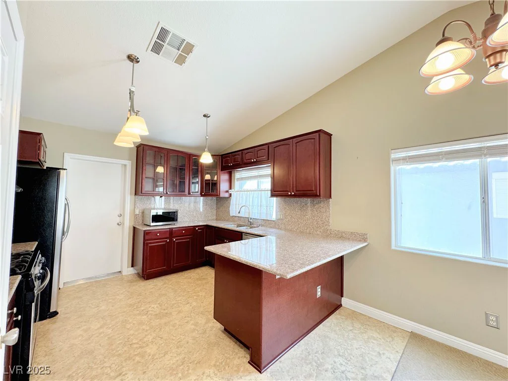 3523 Calf Roper, North Las Vegas, NV 89032