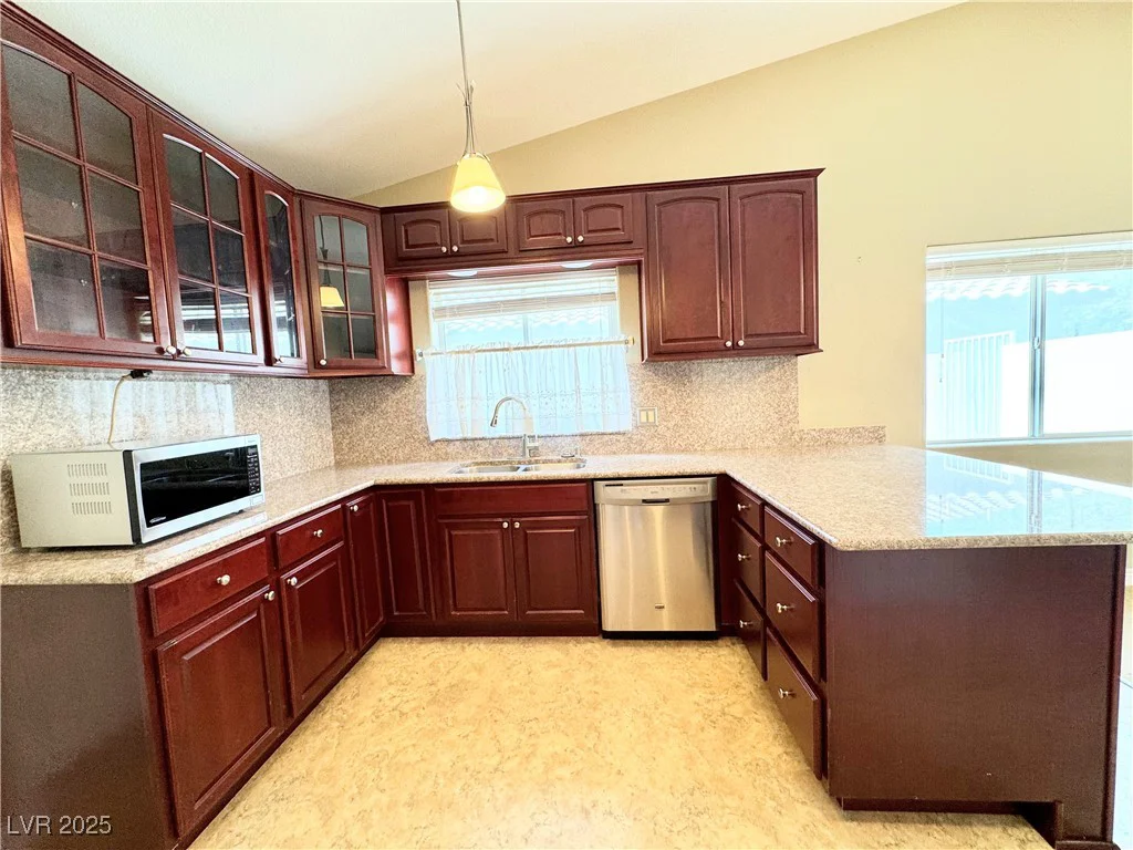 3523 Calf Roper, North Las Vegas, NV 89032