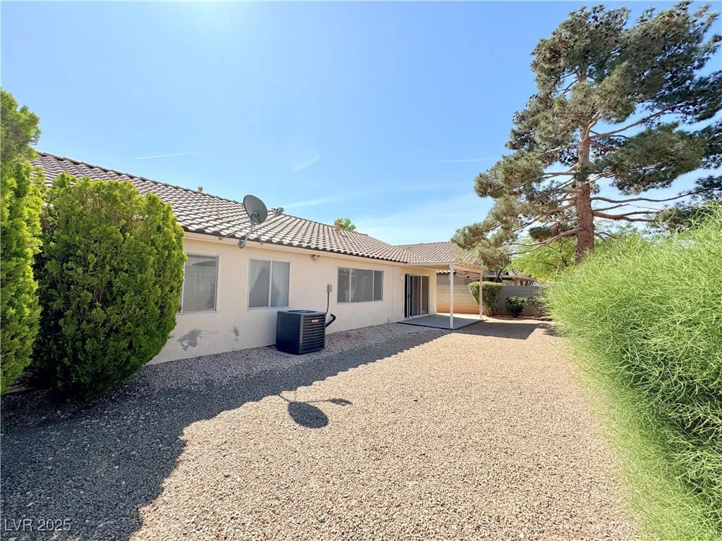 3523 Calf Roper, North Las Vegas, NV 89032