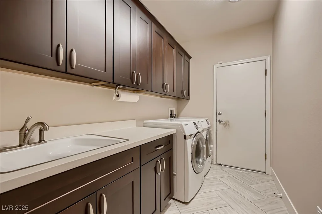 2786 Scotts Valley, Henderson, NV 89052