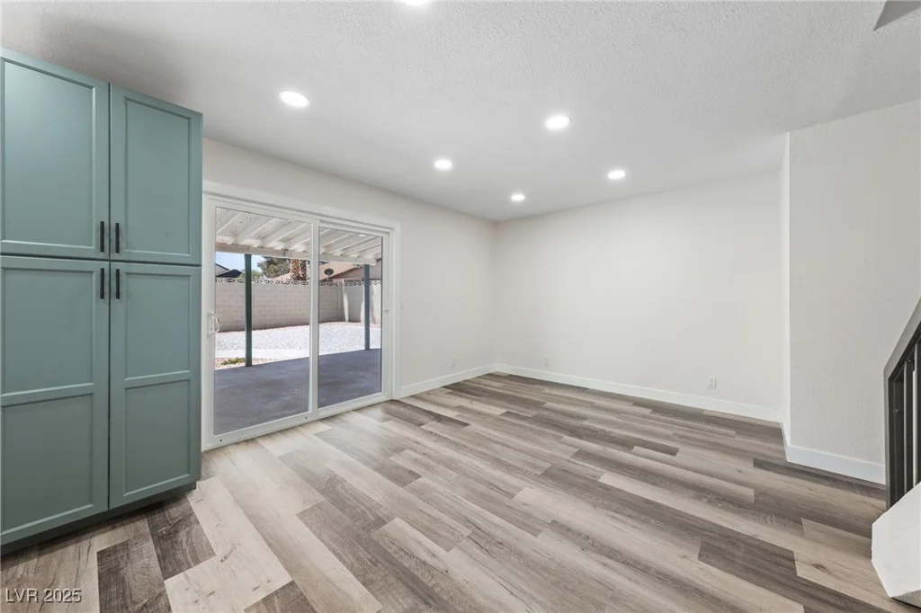 6999 Montcliff, Las Vegas, NV 89147