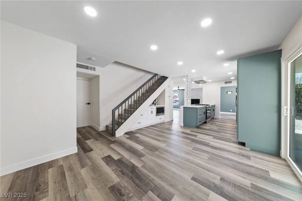 6999 Montcliff, Las Vegas, NV 89147