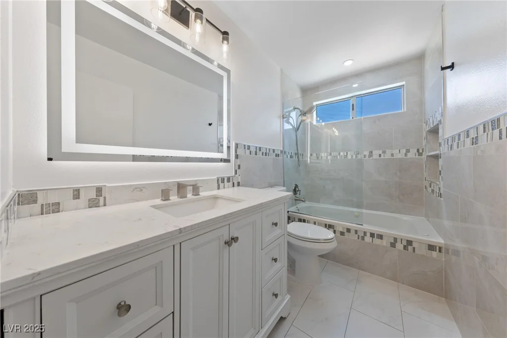 6999 Montcliff, Las Vegas, NV 89147