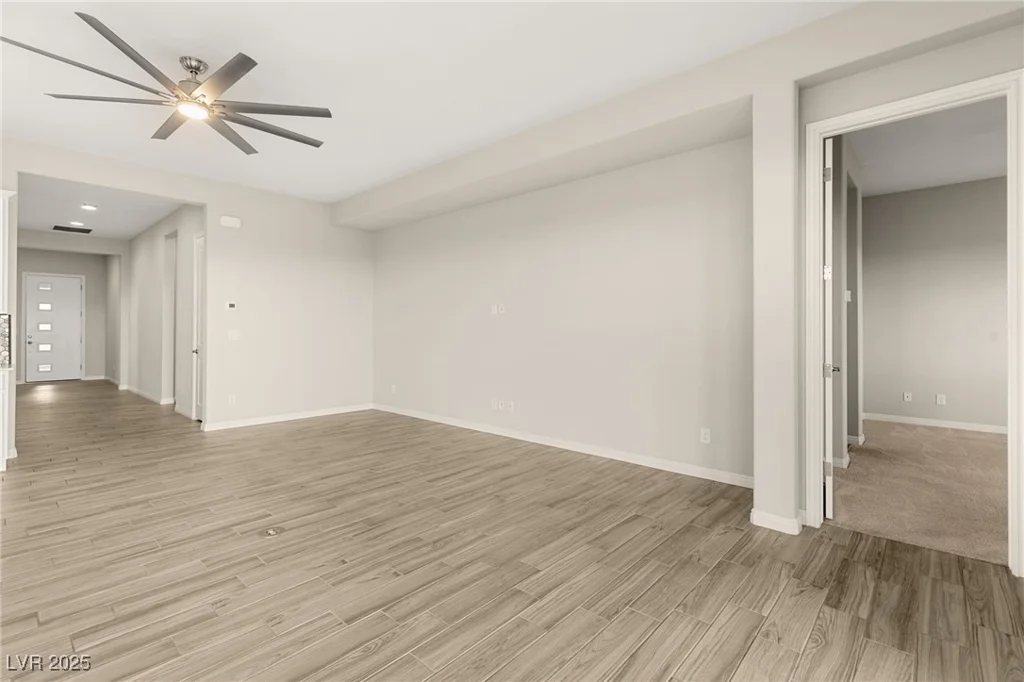 12550 Point Sierra, Las Vegas, NV 89138