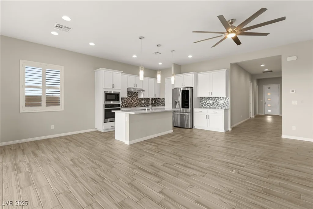 12550 Point Sierra, Las Vegas, NV 89138