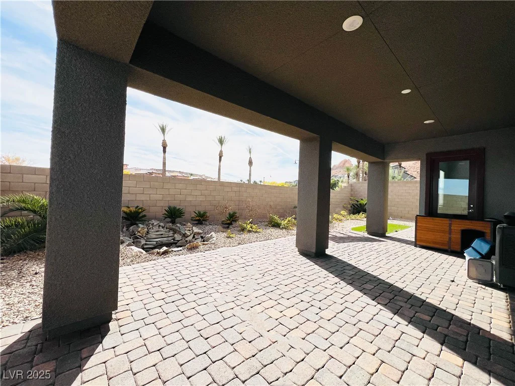 49 Charlotte Ridge, Henderson, NV 89011
