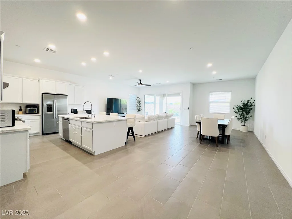 49 Charlotte Ridge, Henderson, NV 89011