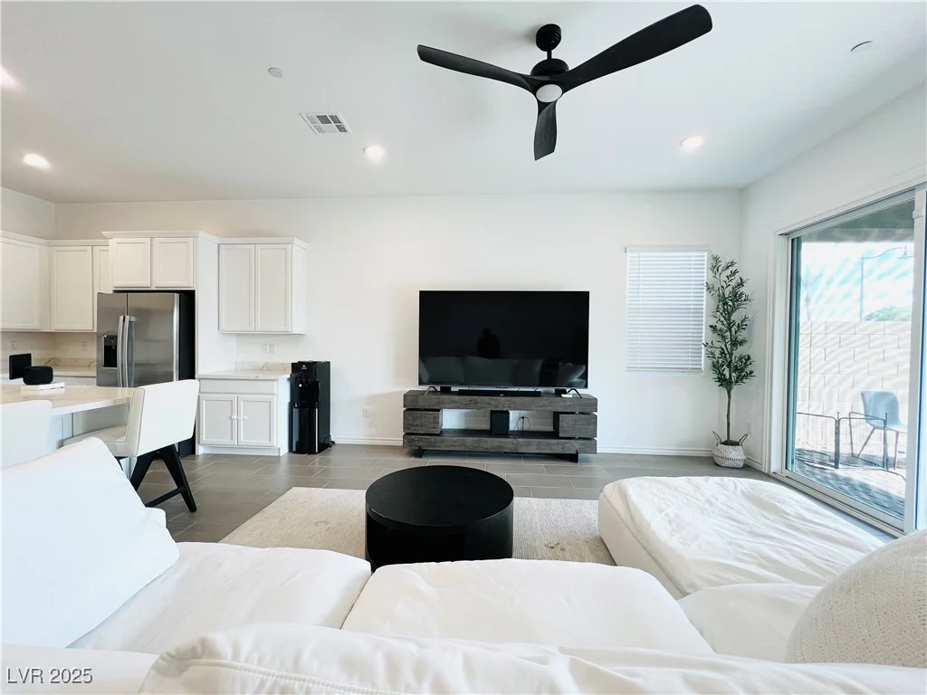 49 Charlotte Ridge, Henderson, NV 89011