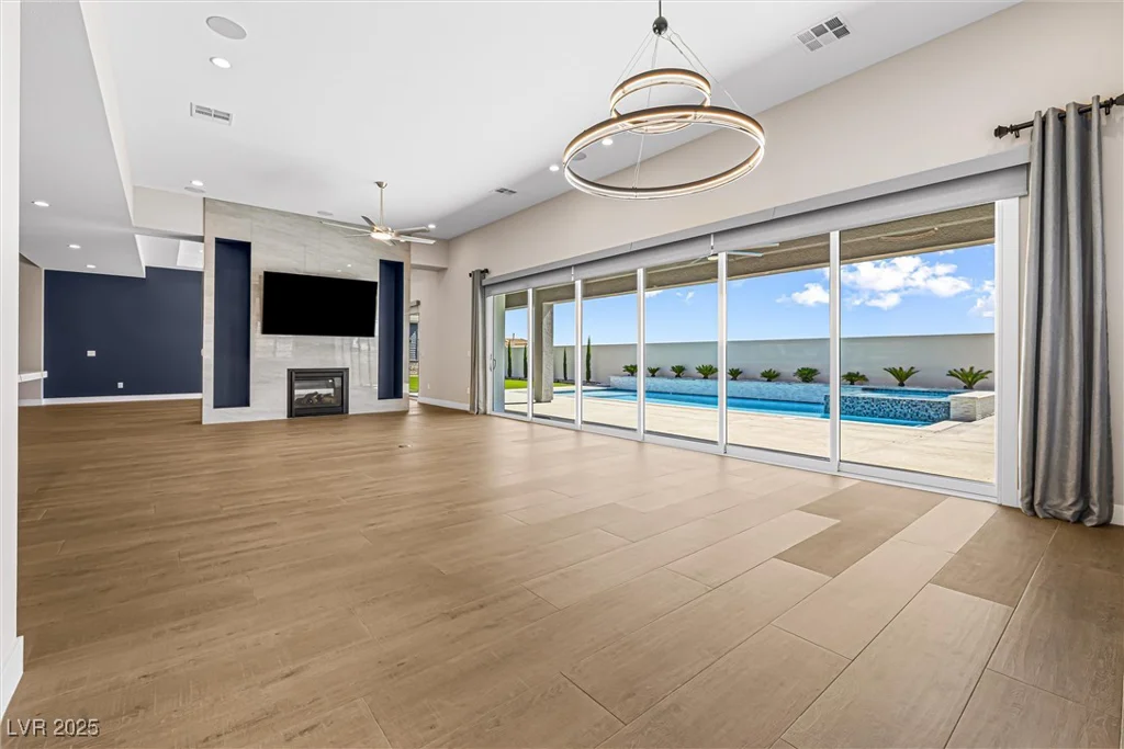 8840 Harvest Sunset, Las Vegas, NV 89113