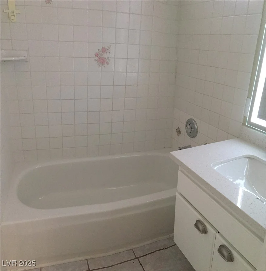 462 Crestway, Henderson, NV 89015