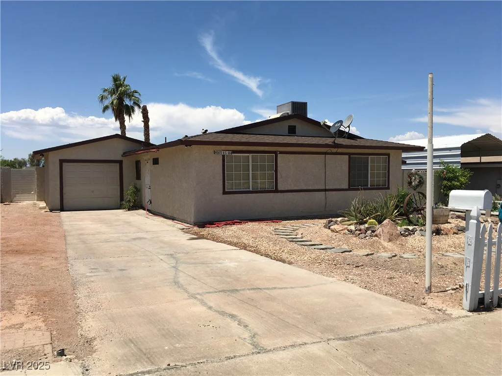 462 Crestway, Henderson, NV 89015