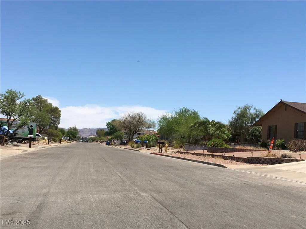 462 Crestway, Henderson, NV 89015