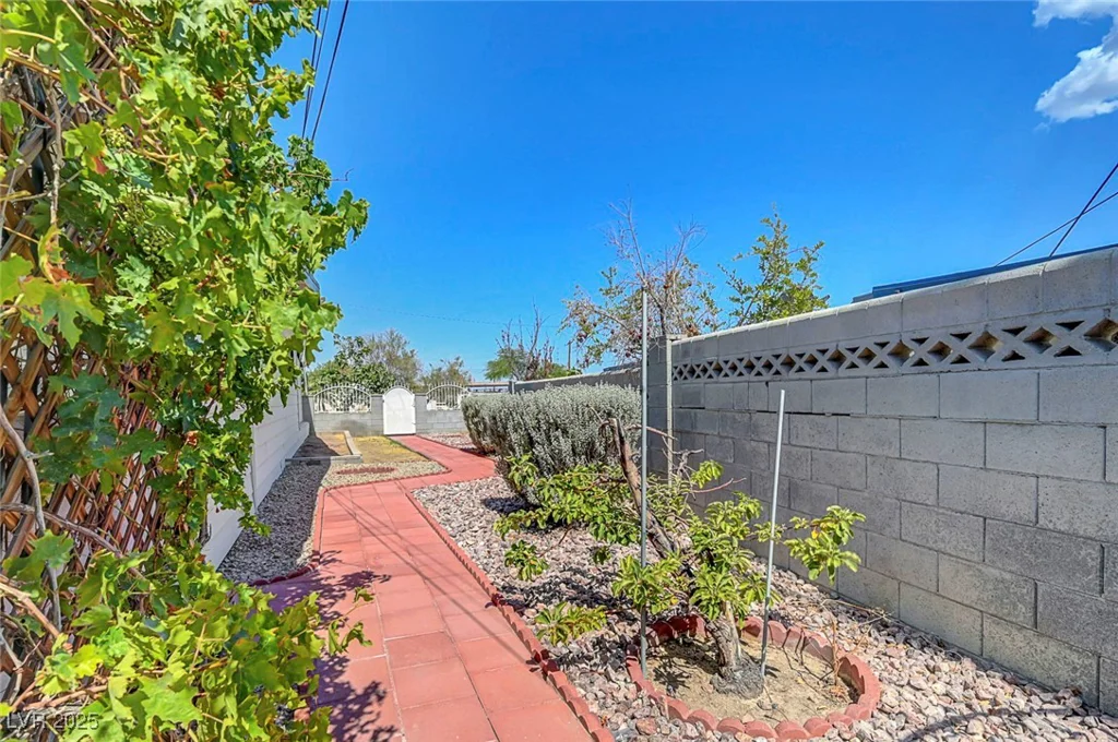 4807 Sacks, Las Vegas, NV 89122