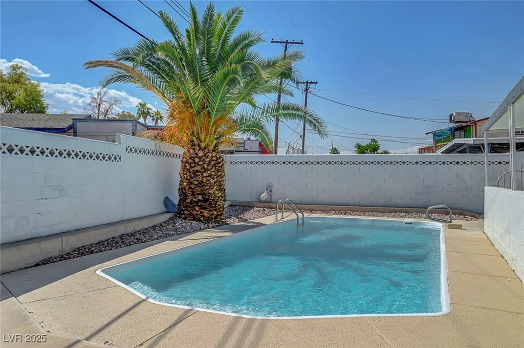 4807 Sacks, Las Vegas, NV 89122