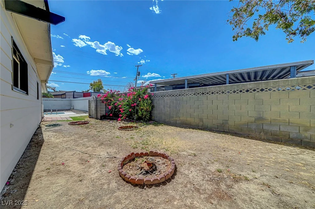4807 Sacks, Las Vegas, NV 89122