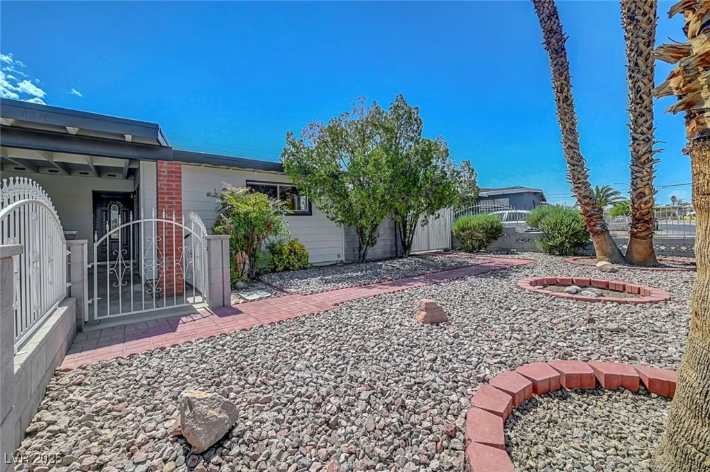 4807 Sacks, Las Vegas, NV 89122