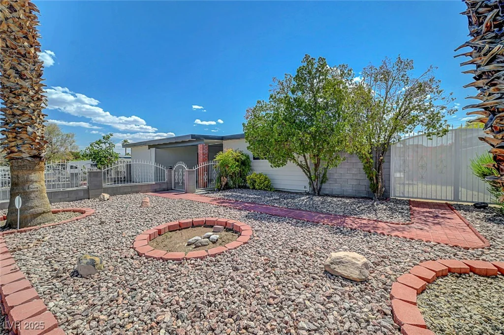 4807 Sacks, Las Vegas, NV 89122