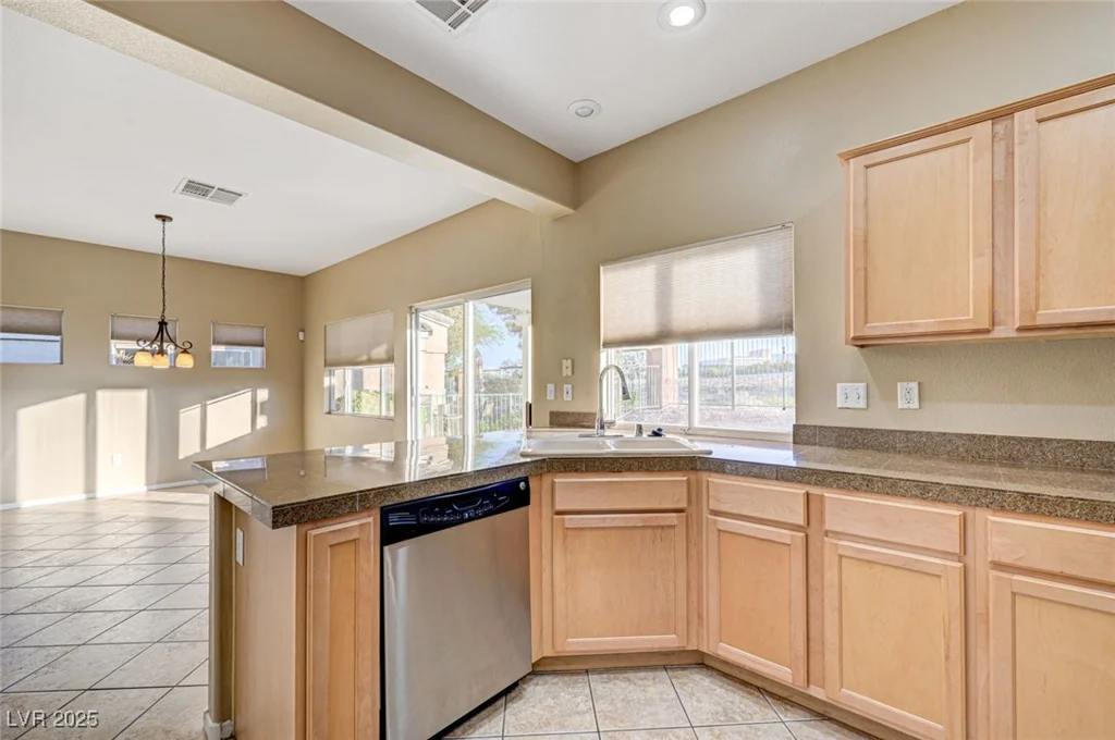 713 Chase Tree, Las Vegas, NV 89144