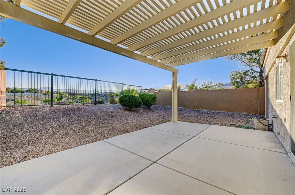 713 Chase Tree, Las Vegas, NV 89144