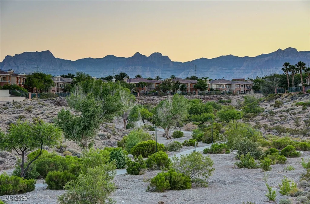 713 Chase Tree, Las Vegas, NV 89144