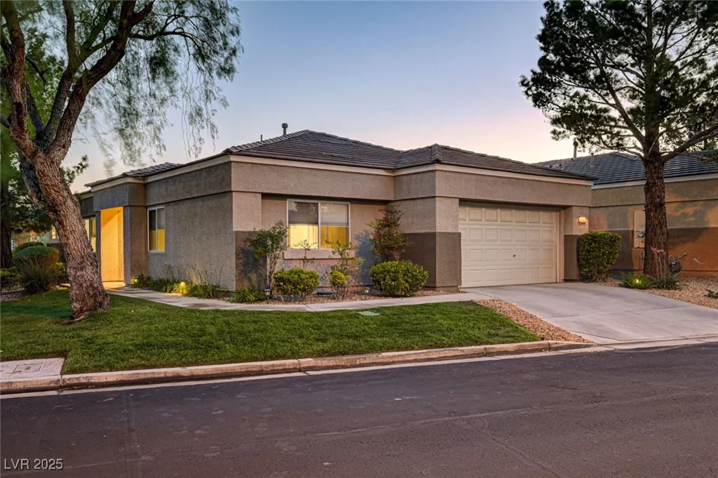 713 Chase Tree, Las Vegas, NV 89144