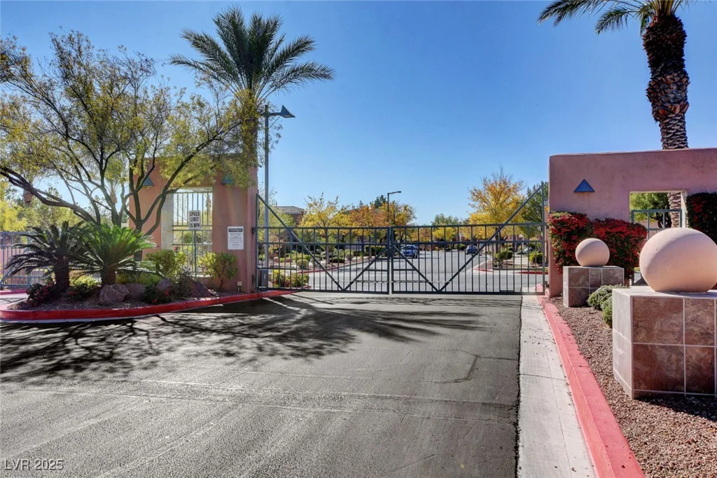 713 Chase Tree, Las Vegas, NV 89144