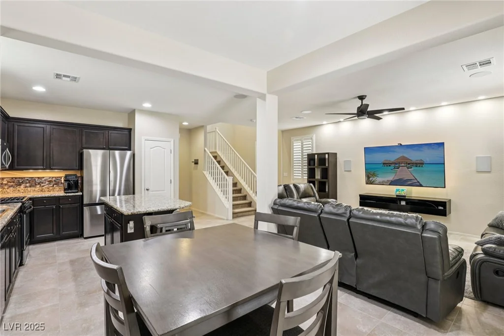 7407 Bakewell, Las Vegas, NV 89179