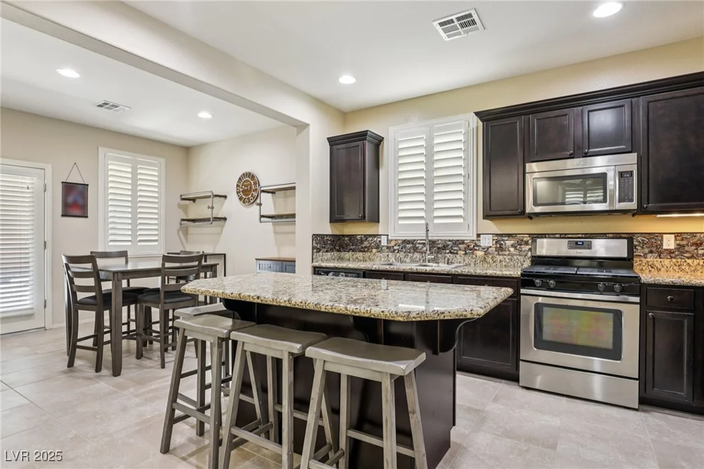 7407 Bakewell, Las Vegas, NV 89179