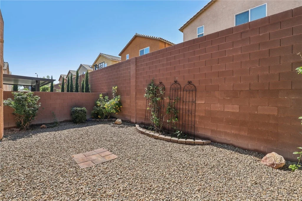 7407 Bakewell, Las Vegas, NV 89179