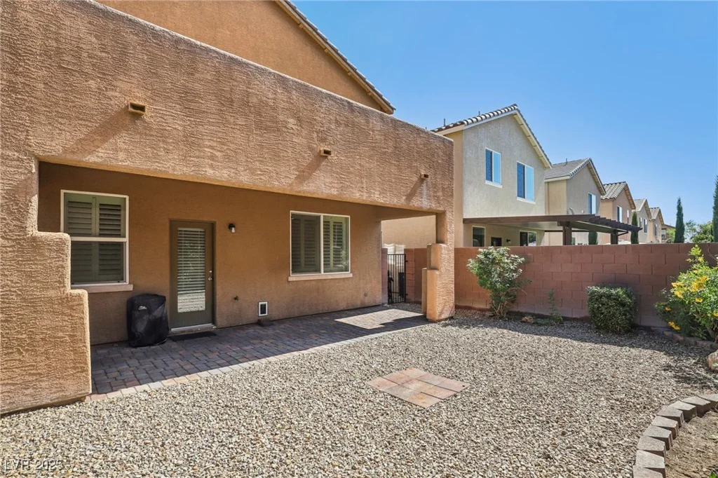 7407 Bakewell, Las Vegas, NV 89179